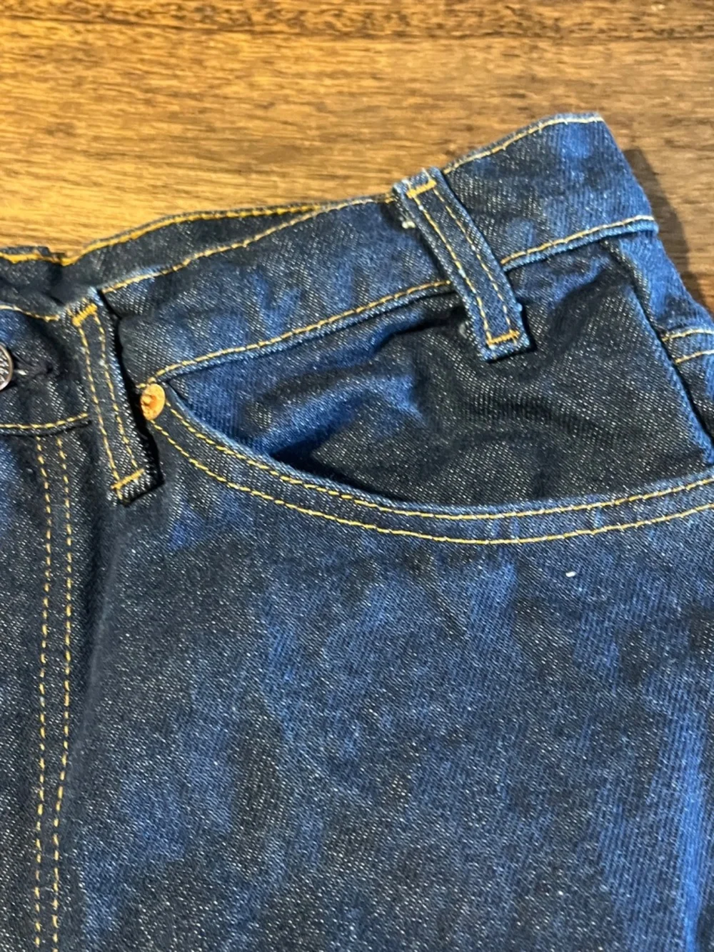 Vintage 1980s Levi’s 517 Orange Tab Jeans Size 33x32